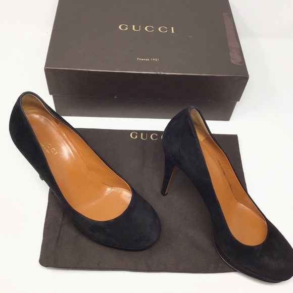 GUCCI Betty Black Platform Suede Round Toe Pumps - Picture 13 of 13